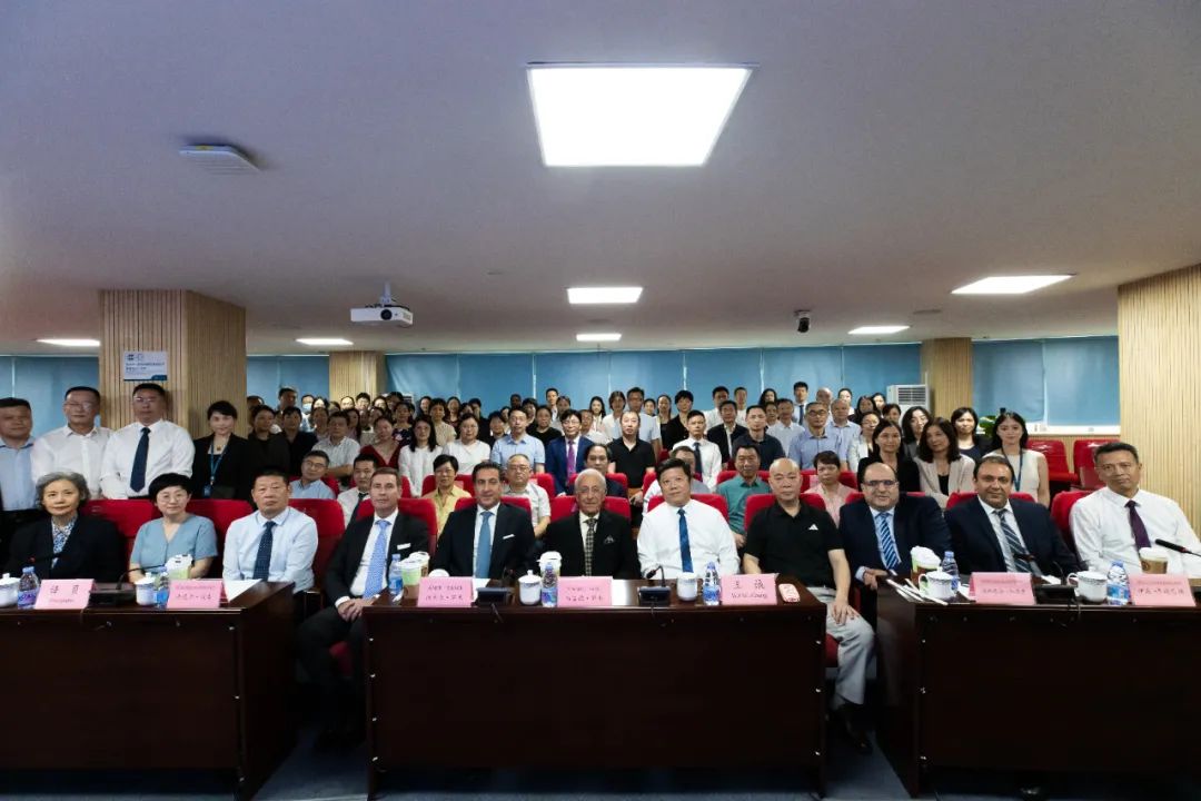 交流互鉴,共赴未来丨马吉德·萨米教授一行到访萨米医疗