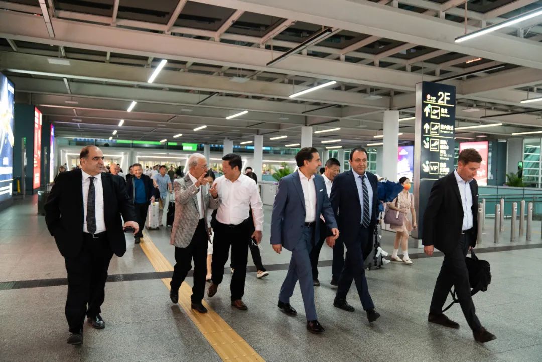 交流互鉴,共赴未来丨马吉德·萨米教授一行到访萨米医疗