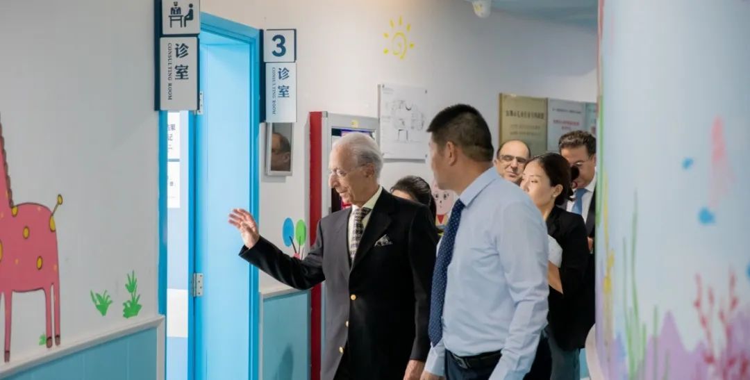 交流互鉴,共赴未来丨马吉德·萨米教授一行到访萨米医疗