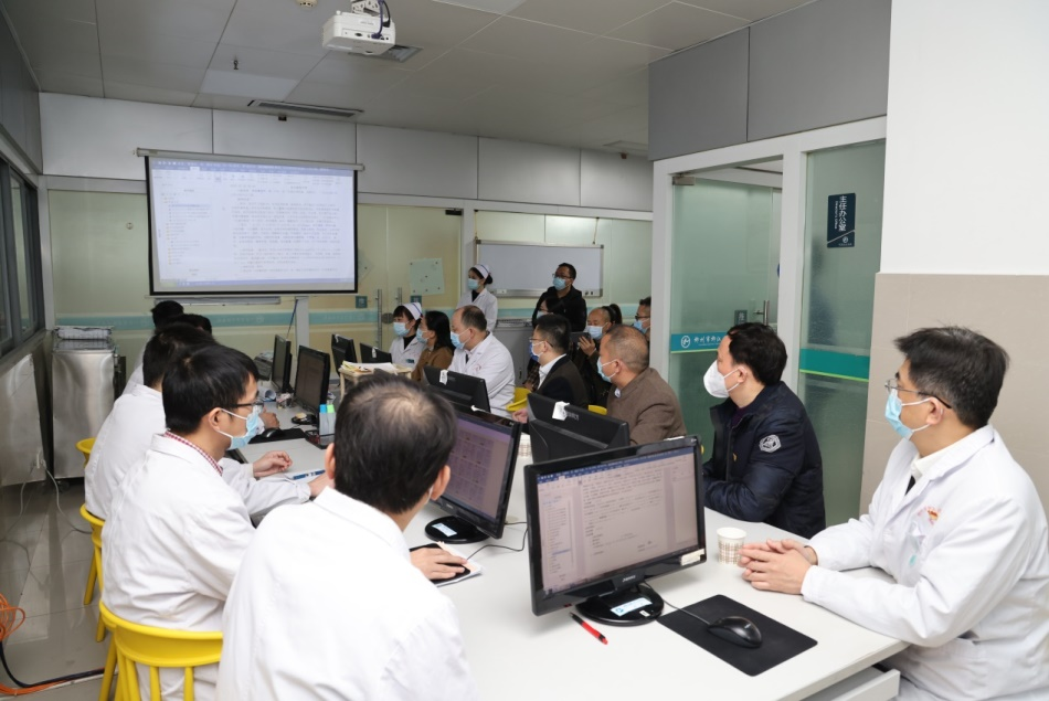 广西中医药大学一附院仙葫院区普通外科·肛肠科协同攻关，为患者保「肛」