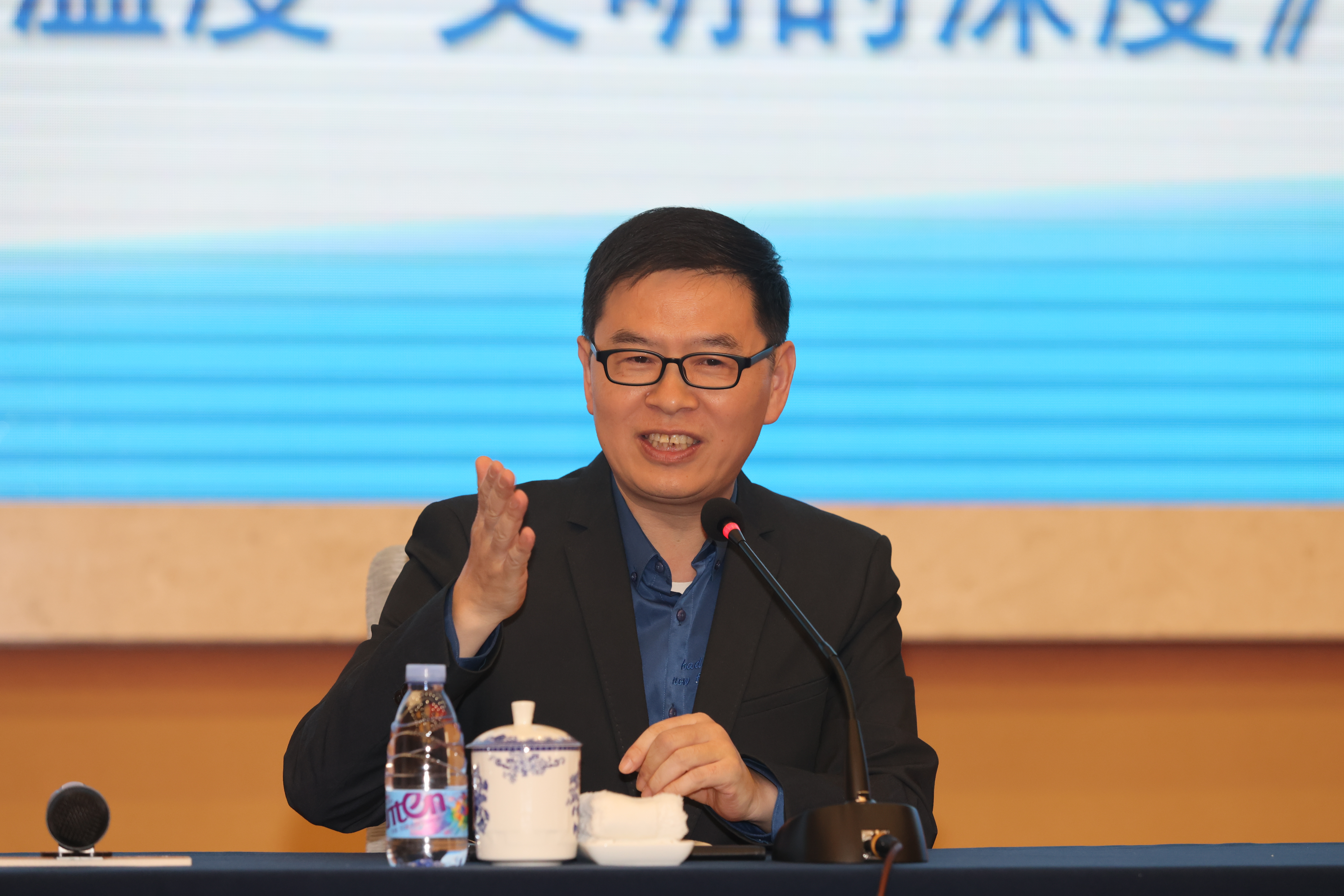 中国医院协会医院文化专业委员会第五届委员会换届大会暨文化建设与医院高质量发展高层论坛举办