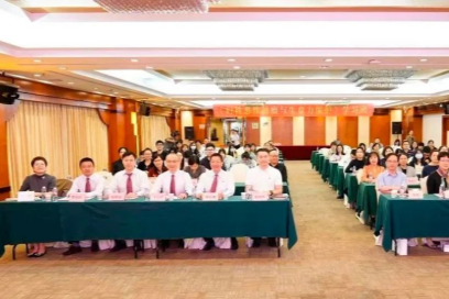 重庆海扶医院张炼院长受邀出席佛山市妇科恶性肿瘤与生育力保护学术会议