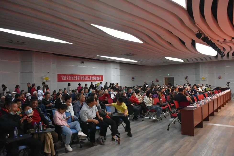 99 对老人的甜蜜故事！「如此生活·如此幸福」潍坊市第三届金婚银婚盛典举行