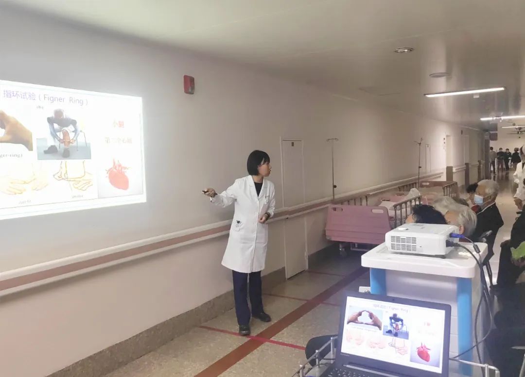 全国「敬老月」：聚焦老年健康问题，西安高新医院老年病科专题科普宣教活动顺利进行