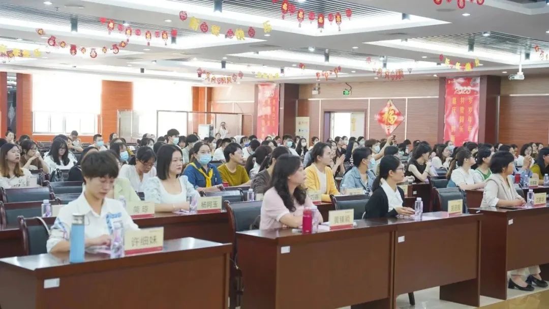 学前沿 享盛会：提升老年护理专题培训班圆满举办