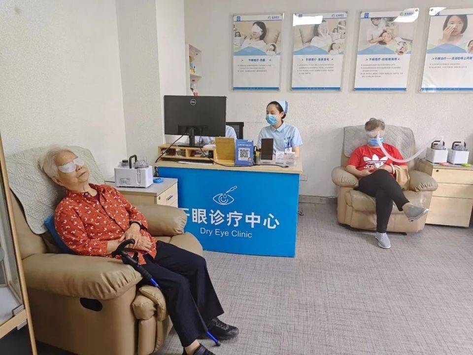 霜降至，眼干燥，眼睛「缺水」怎么办？武汉普瑞眼科医生来支招