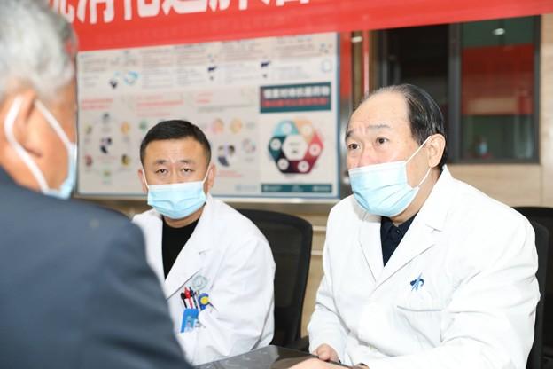 西安交大一附院榆林医院在神木市大柳塔试验区开展消化道肿瘤早筛活动