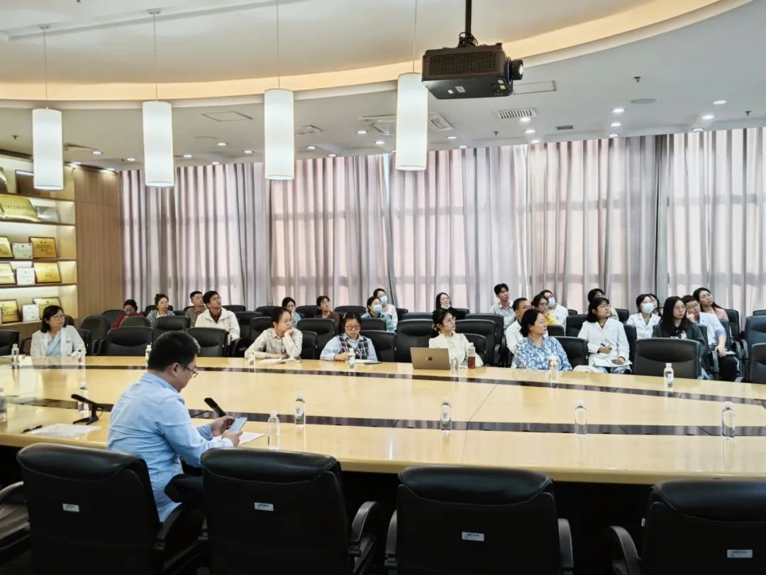 国际知名血液病专家 Andreas E.Kulozik 教授受邀来北京高博博仁医院参观交流