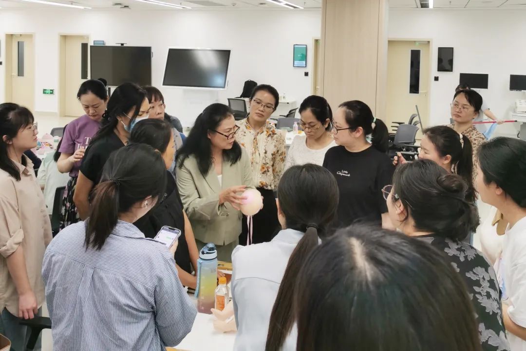 第三十三期产后康复指导师（盆底与骨盆康复）培训班顺利举办