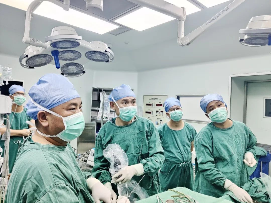 邀请中山一院专家技术指导，佛山市三水区人民医院顺利开展首例「鼻咽巨大纤维血管瘤切除术」