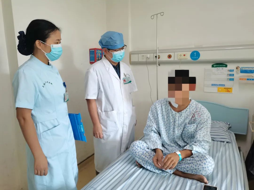 邀请中山一院专家技术指导，佛山市三水区人民医院顺利开展首例「鼻咽巨大纤维血管瘤切除术」