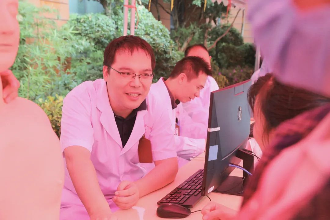 自治区级区域医疗中心——广西医科大学第一附属医院玉林医院正式揭牌