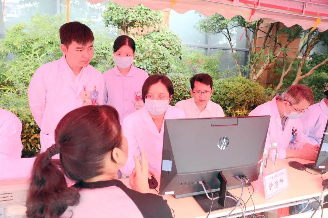 自治区级区域医疗中心——广西医科大学第一附属医院玉林医院正式揭牌