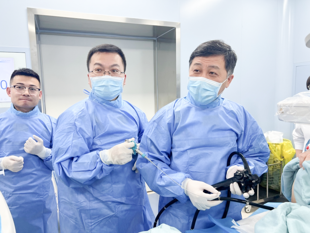 肠道支架，不开刀为 80 岁直肠癌老人解除肠梗阻
