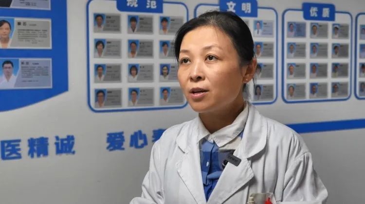 每天两瓶可乐，年轻男子患上骨质疏松症