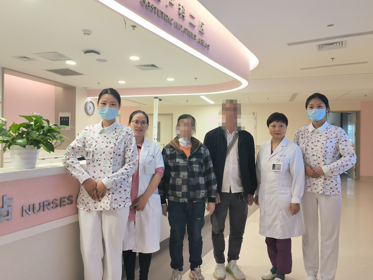 成都京东方医院成功开展一例高难度腹腔镜下子宫内膜癌全面分期术