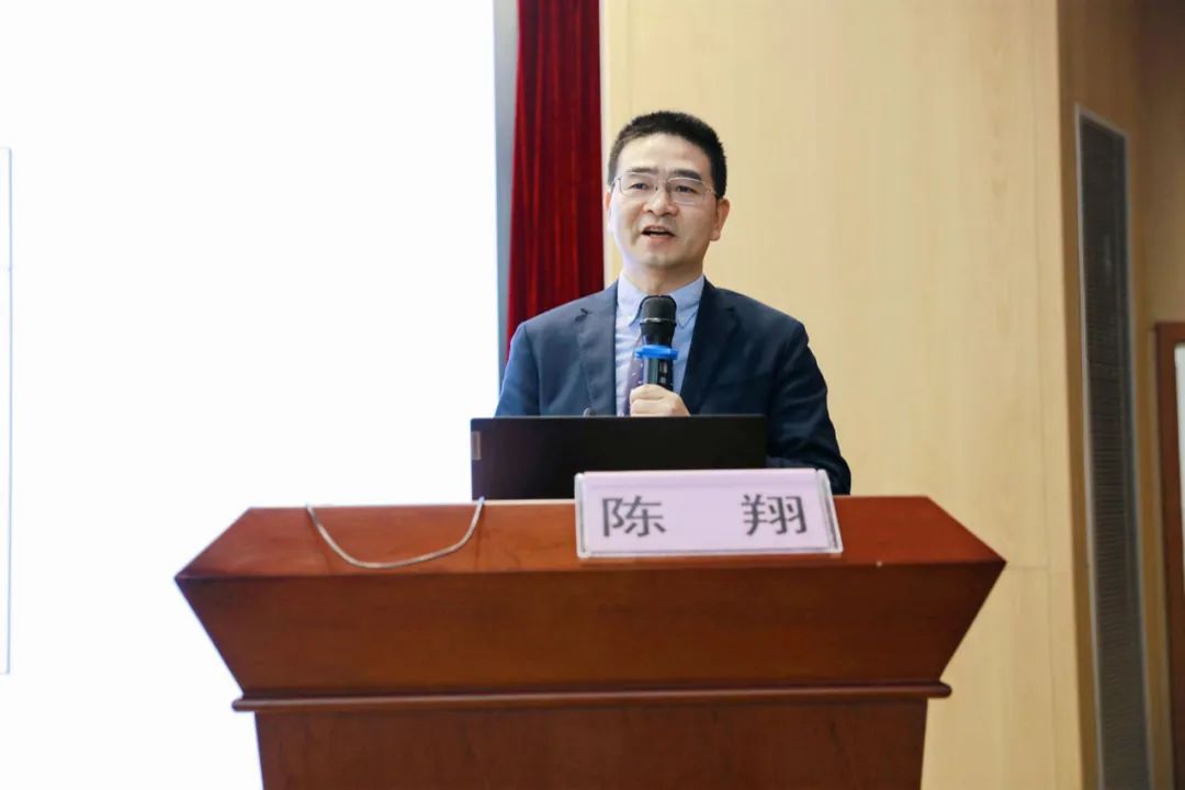 第 11 次组团!300 多位医护人员再次齐聚「咖啡馆」,为了干这件大事!