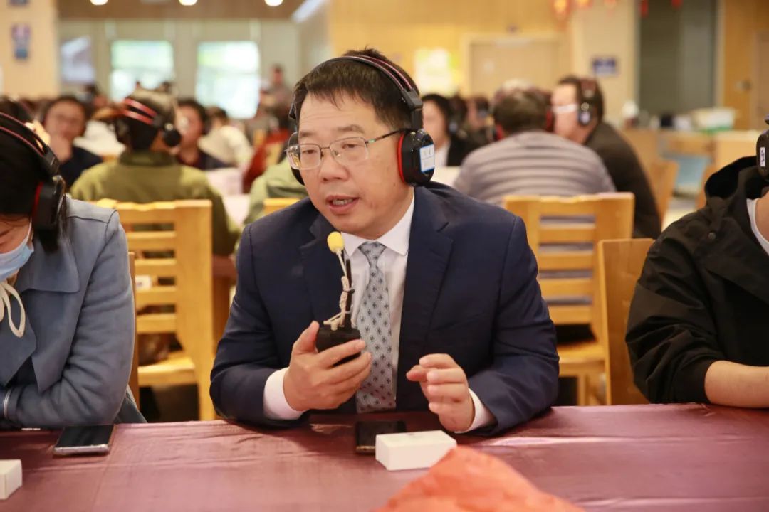 第 11 次组团!300 多位医护人员再次齐聚「咖啡馆」,为了干这件大事!