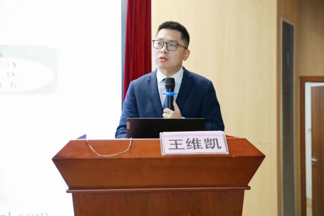 第 11 次组团!300 多位医护人员再次齐聚「咖啡馆」,为了干这件大事!