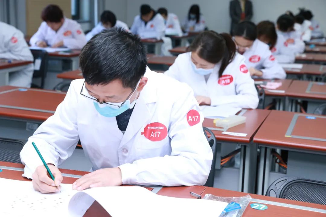 西安市中药调剂职业技能竞赛圆满完成