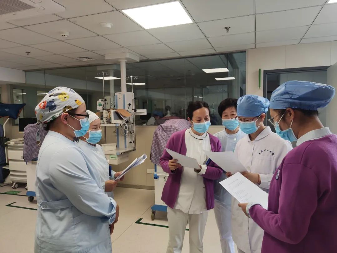 南京市心血管护理、新生儿护理、社区护理专科护士在南京江北医院实践基地全员结业