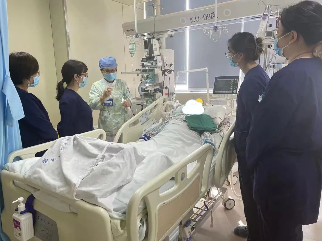 南京市心血管护理、新生儿护理、社区护理专科护士在南京江北医院实践基地全员结业