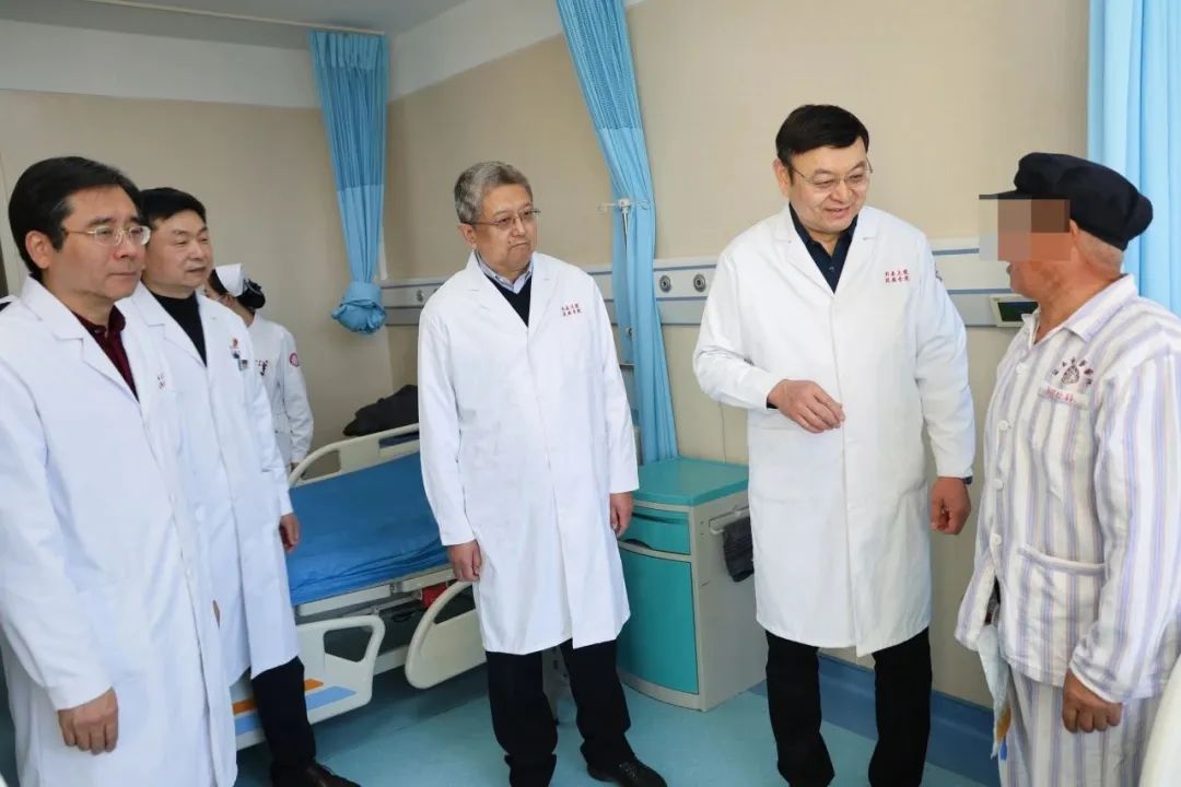 第 18 届北京大学精准神经外科高峰论坛暨 2023 延安市中医医院精准神经外科研修班顺利召开