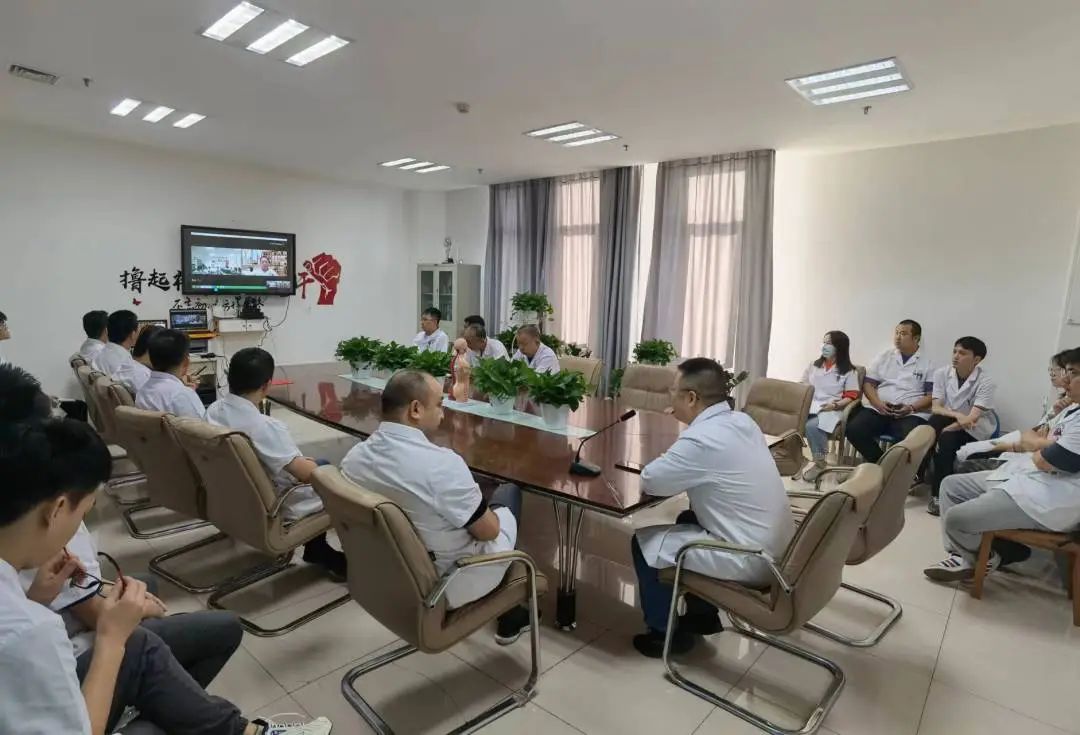 我的援疆故事｜杨晓俊：为伊犁医疗事业添砖加瓦
