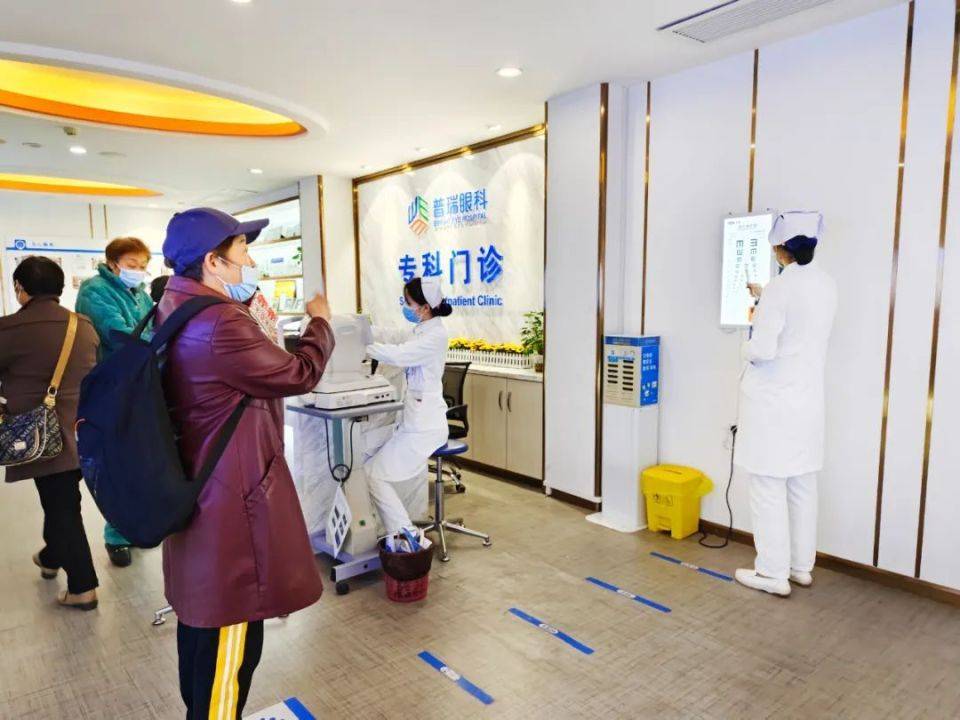 眼睛长「石头」了怎么办？关于眼睛结石来听武汉普瑞眼科医院医生的科普解答