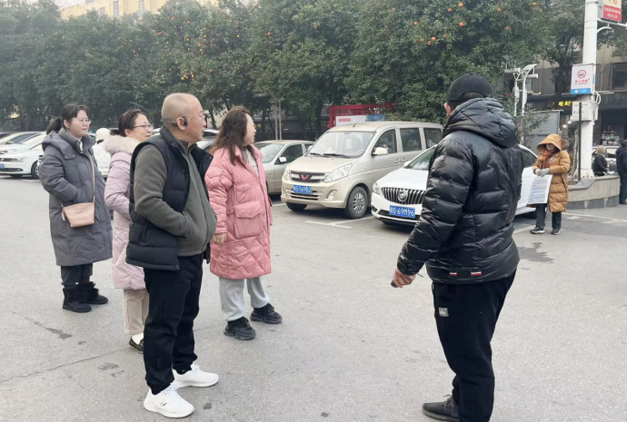 【服务大提升】九江市第一人民医院领导下基层，落实「微笑、轻声、上迎」