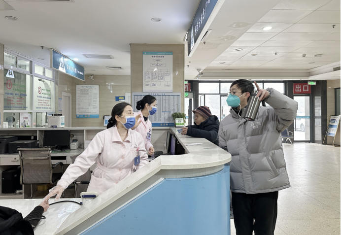 【服务大提升】九江市第一人民医院领导下基层，落实「微笑、轻声、上迎」
