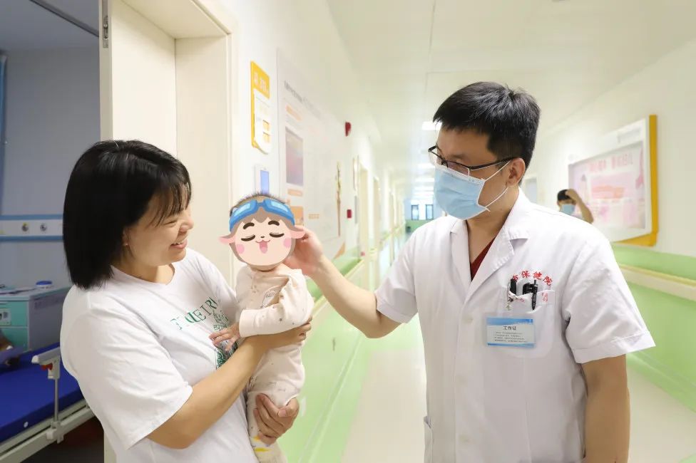 妇幼暖医丨韶关市妇幼保健院小儿外科的「超级奶爸」潘东山