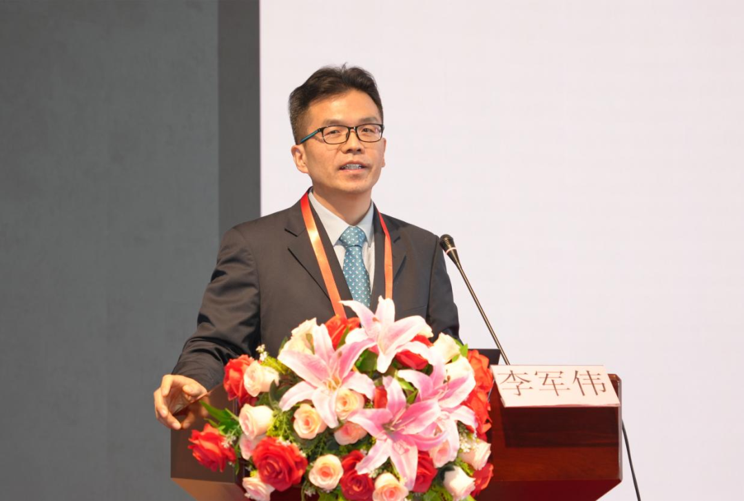 河南省研究型医院学会骨科专委会脊柱微创委员会正式成立