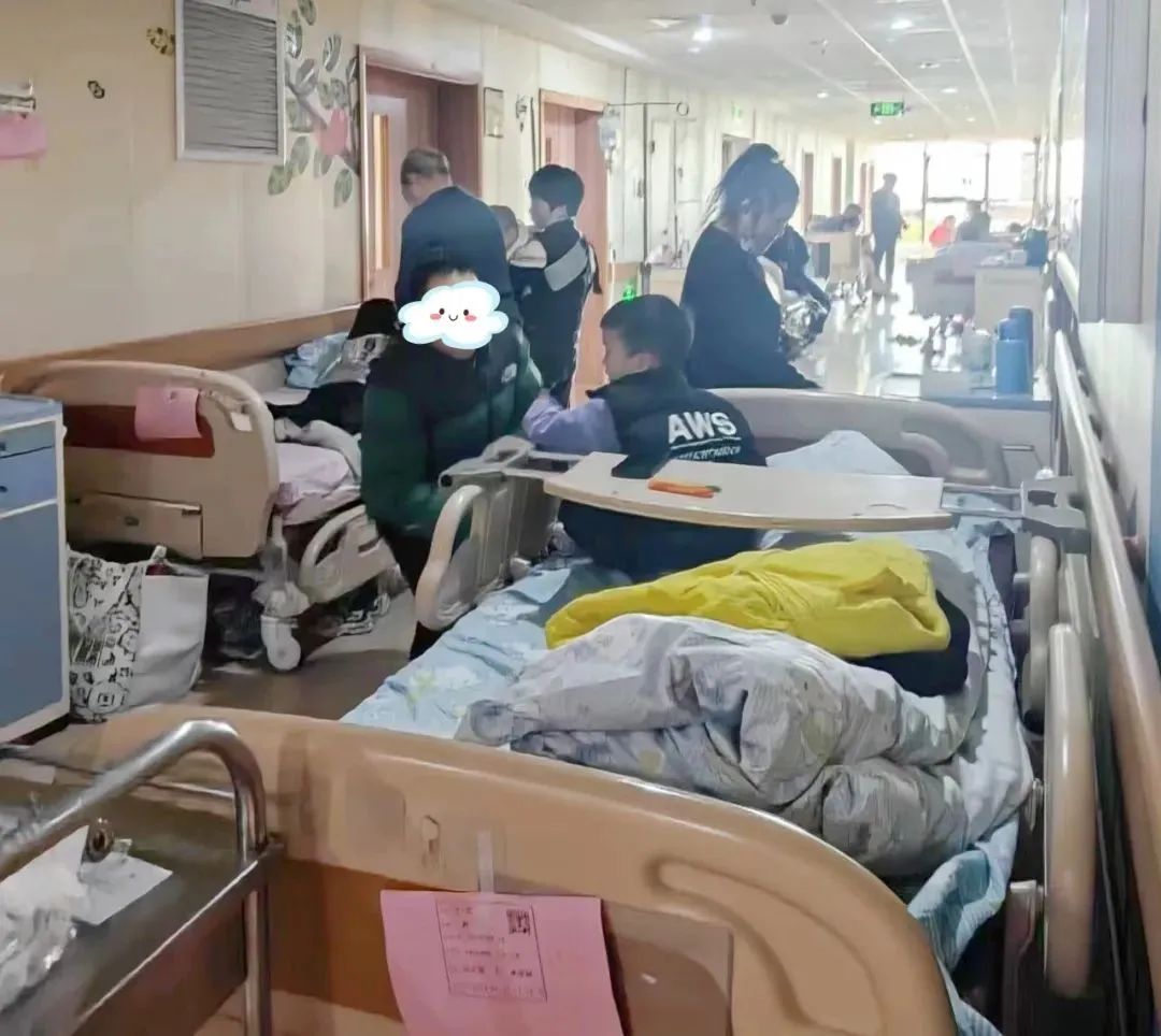2 岁女娃高烧不退查出「白肺」!医生从肺部取出这些......