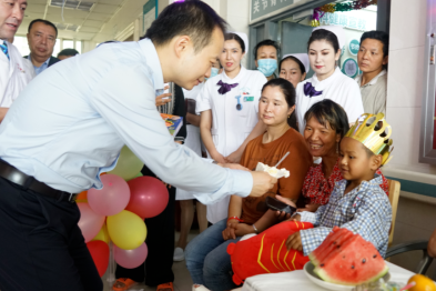 喀什地区第一人民医院肖非：爱洒大西北 创业在南疆