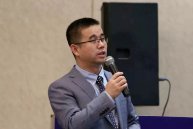 深圳新风和睦家医院脊柱外科医生汤冀强：关爱从行动出发 无偿为患者换药 2 年