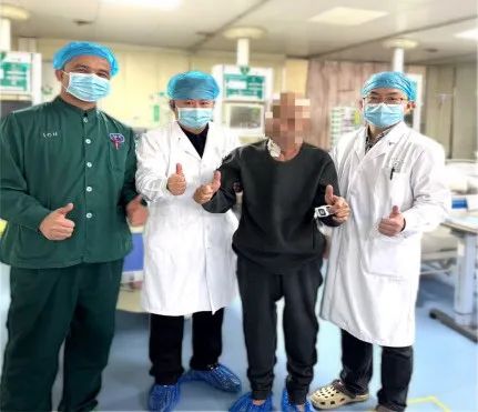 一招俯卧位通气，广东专家让命悬一线的患者转危为安！