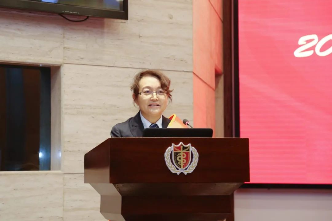 青岛大学附属医院举行 2023 年度退休职工荣休仪式