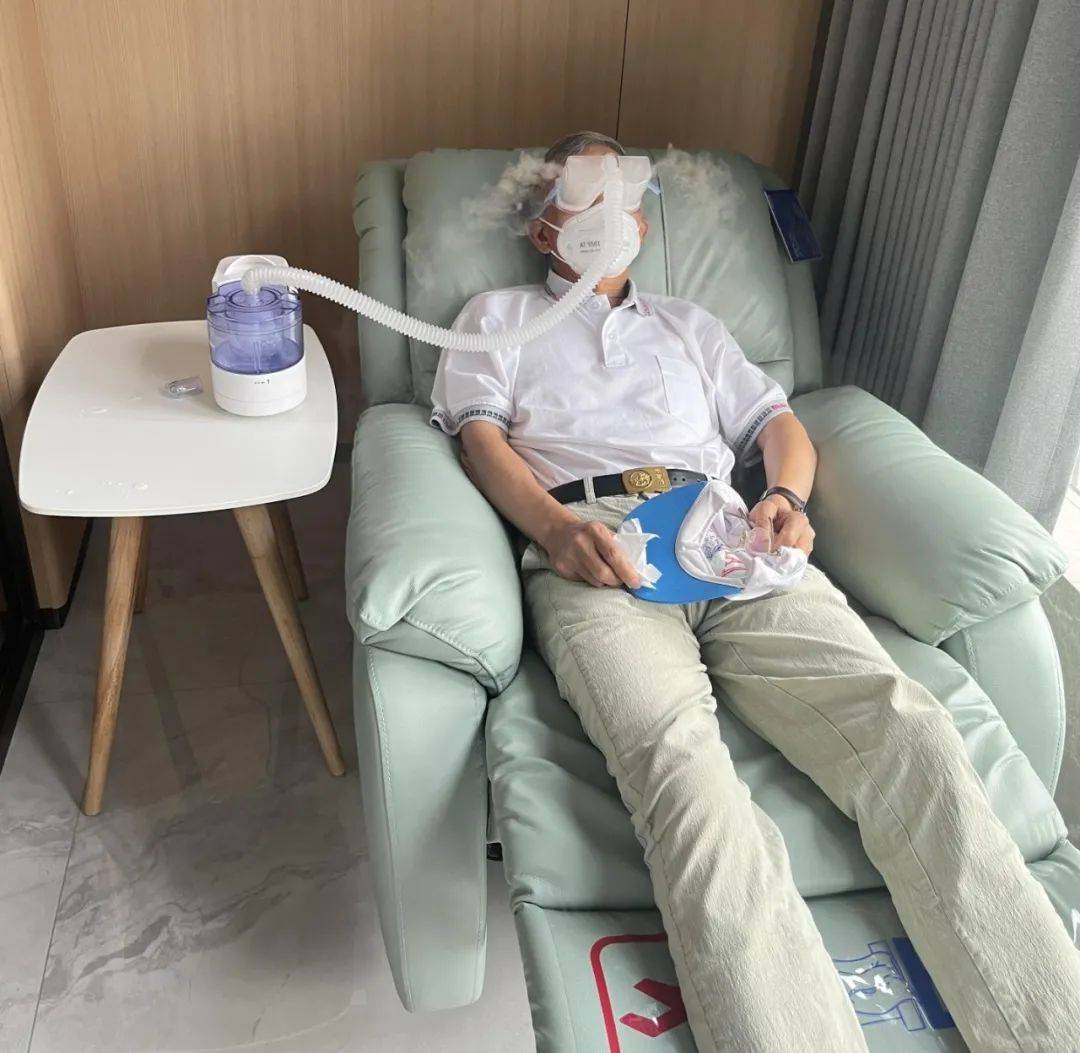 老年人为什么是干眼症的高发人群？湖北普瑞眼科医院为你解答