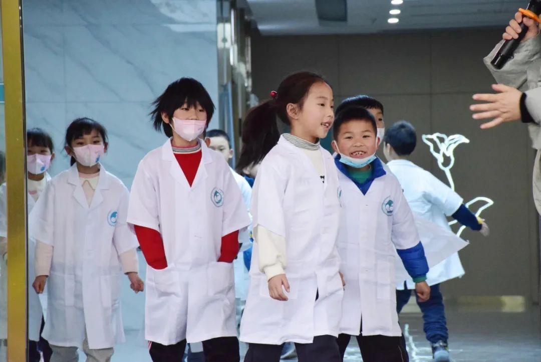 快乐寒假—江湾小医生假期体验营开班啦！