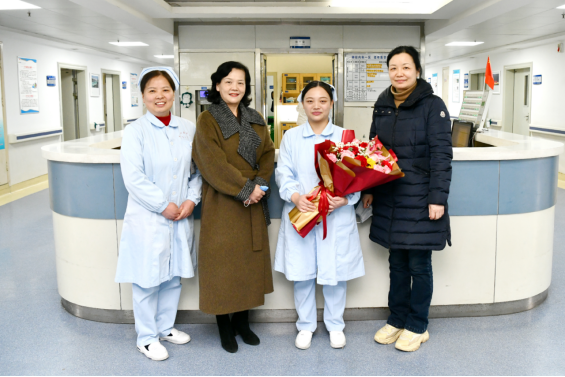 新春慰问送温暖 爱心关怀暖人心 南昌大学第二附属医院工会春节前夕看望慰问困难职工