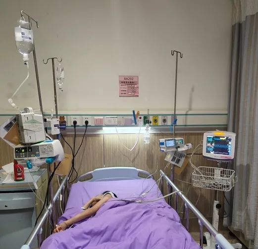 9 岁女童重度糖尿病酮症酸中毒，全力抢救 36 小时转危为安！