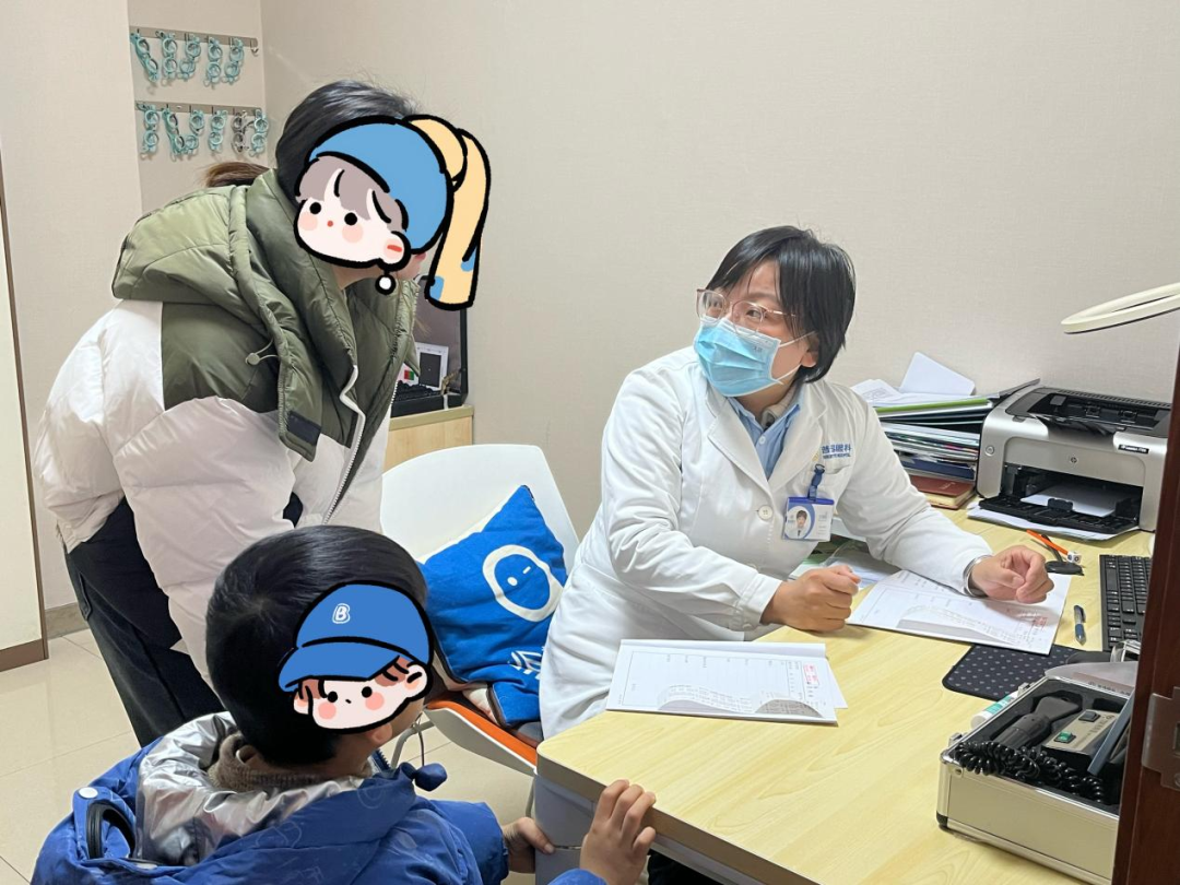 青少年高度近视形式严峻，怎样遏制孩子近视度数加深？武汉普瑞眼科医生来解答