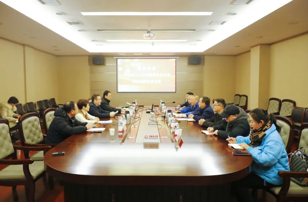 共青城市人民医院领导一行来九江市第一人民医院参访交流