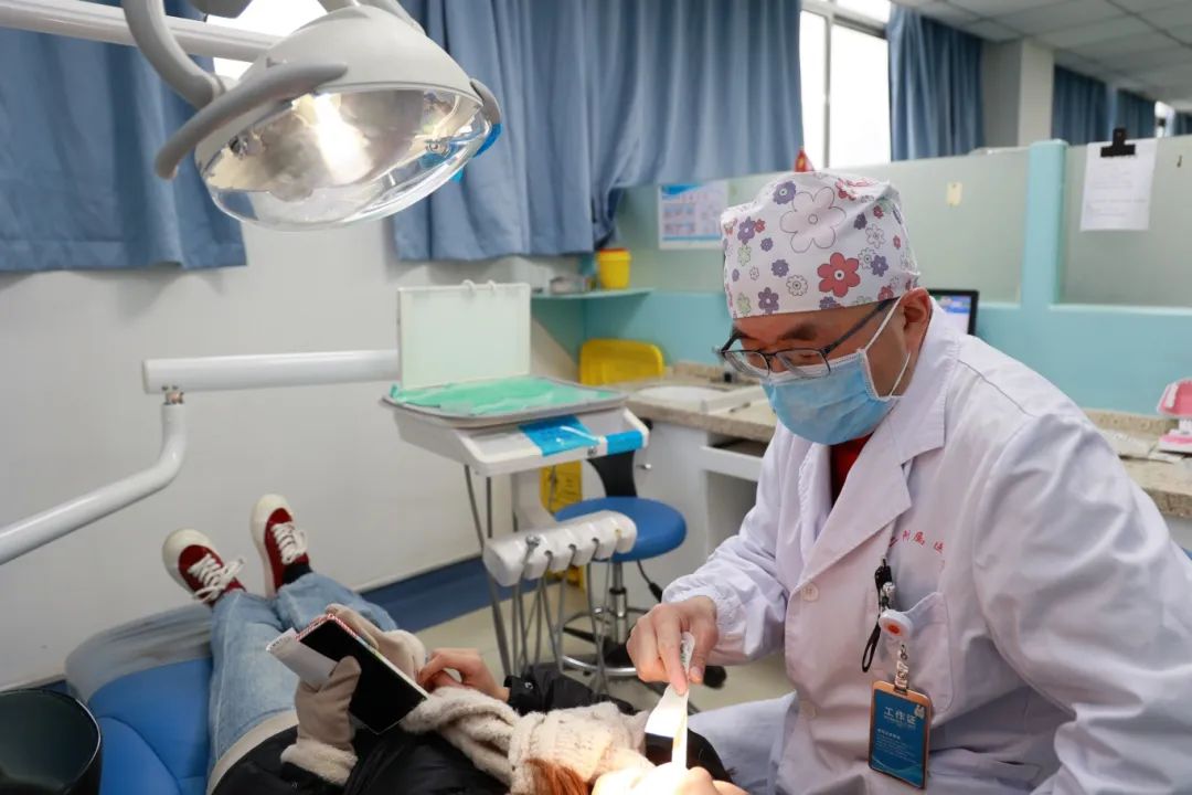 致敬!除夕夜,南昌大学二附院为您的健康坚守!