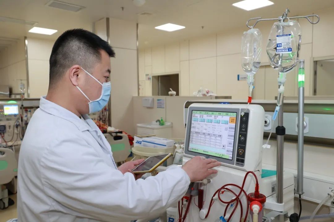 致敬!除夕夜,南昌大学二附院为您的健康坚守!