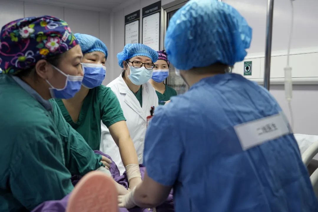 「产妇产后大出血，快来抢救」！重庆北部妇产医院模拟「生死营救」为生命护航！