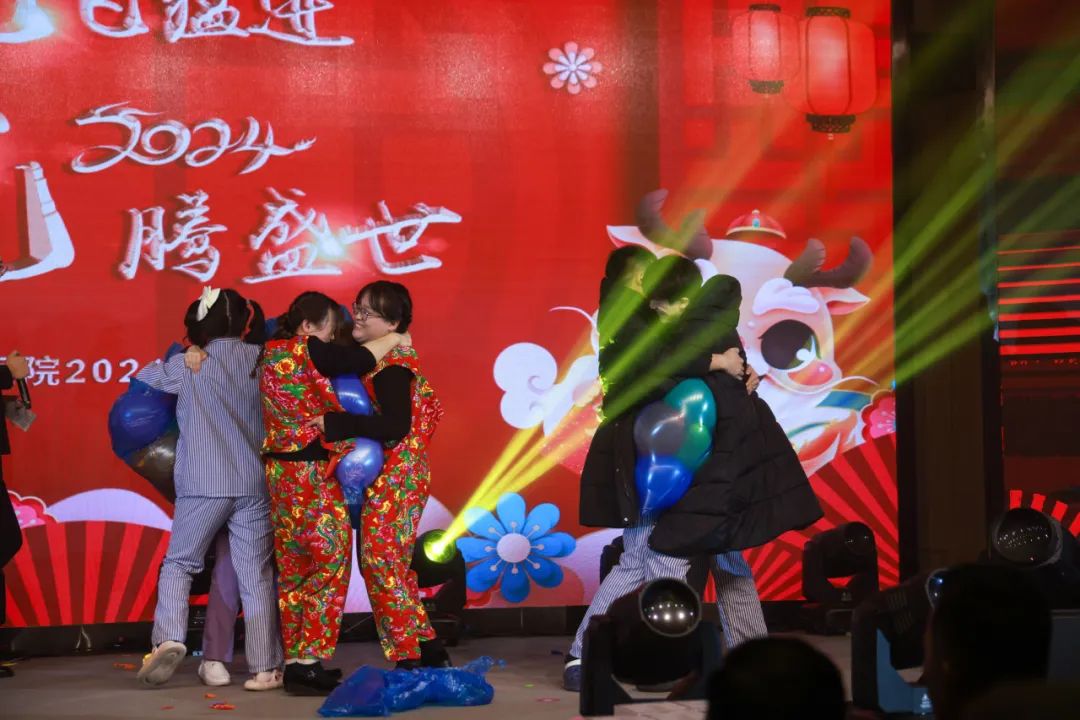 喜迎龙年！上海天佑医院举办迎新春联欢晚会