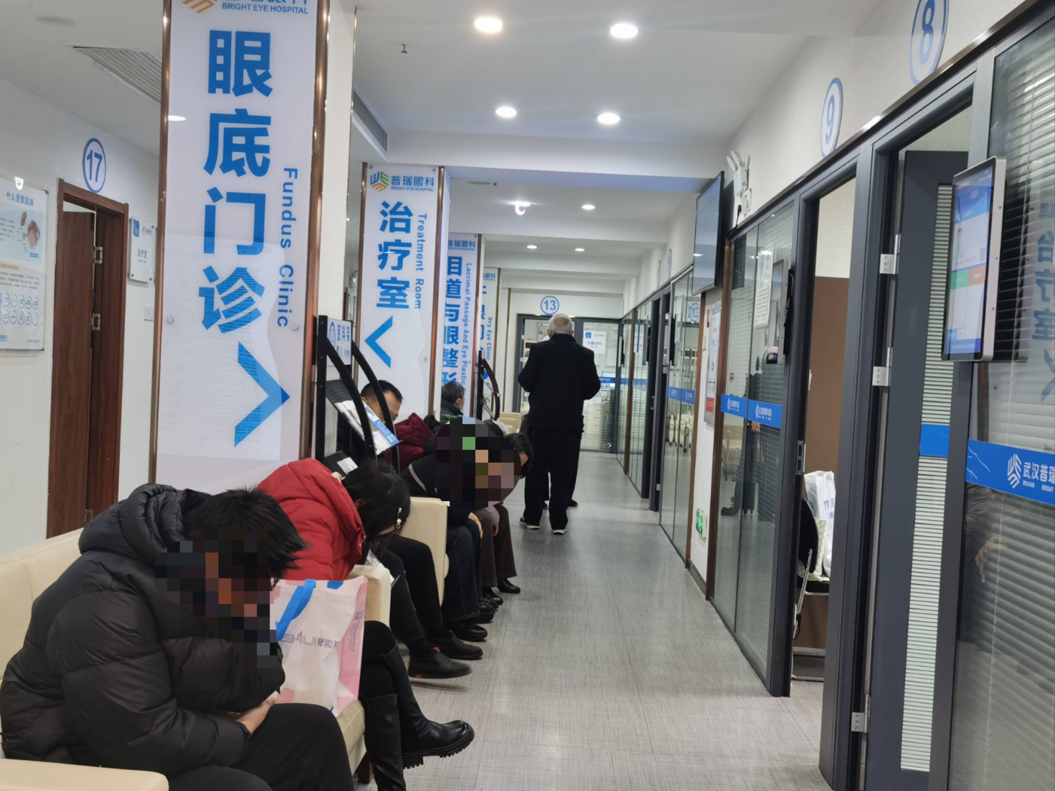 视网膜脱落的高危人群有哪些？武汉普瑞眼科医院专家提醒：这几类人群需注意