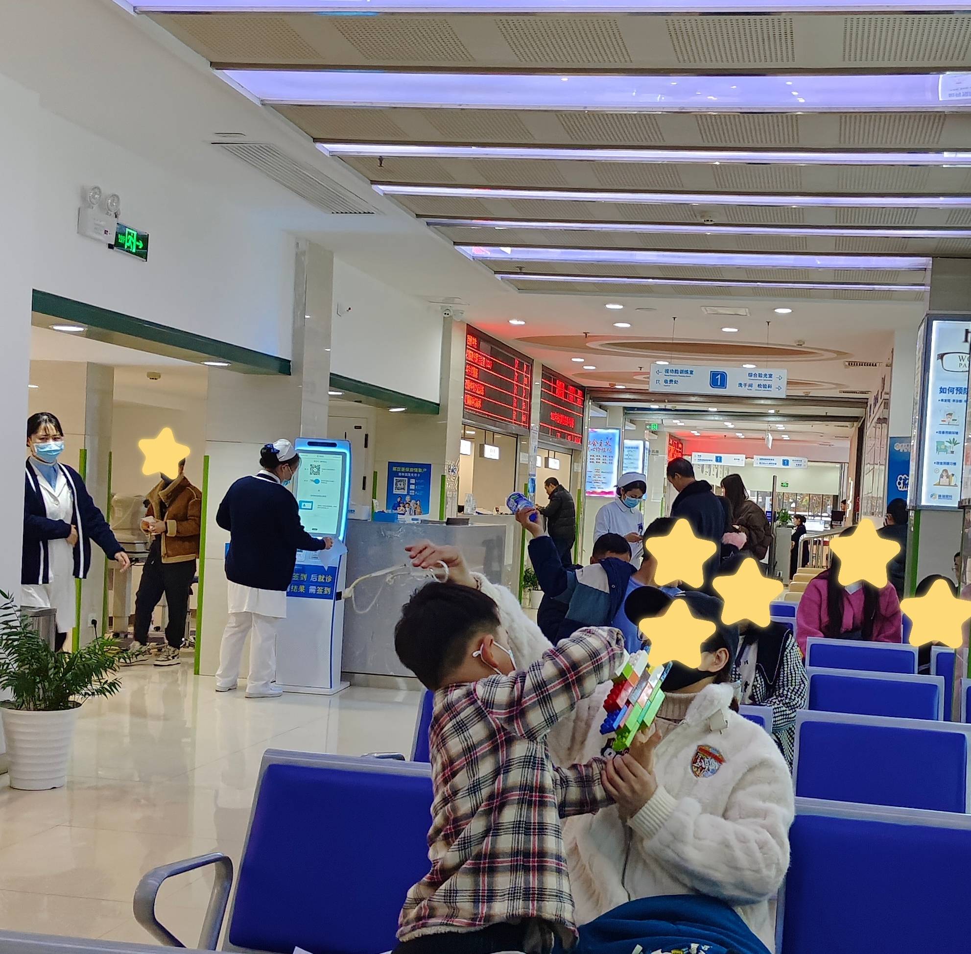 如何在婴幼儿时期预防儿童近视？武汉普瑞眼科医院林珊主任提醒：这几点需注意
